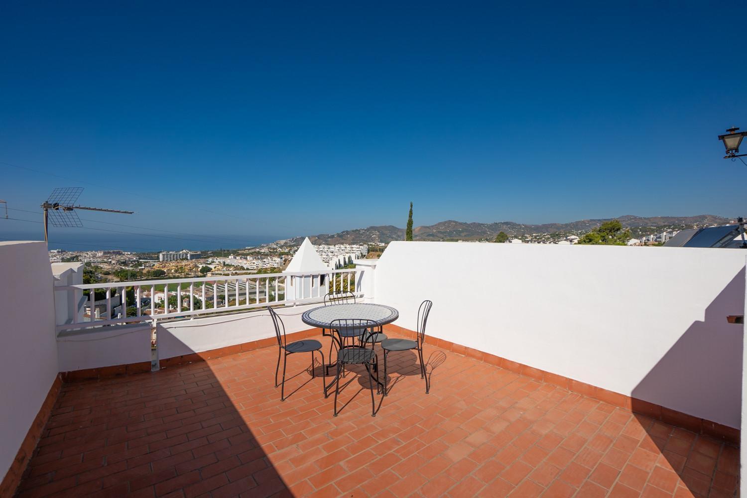 Urb. Alhambra 3 Villa Нерха Екстериор снимка