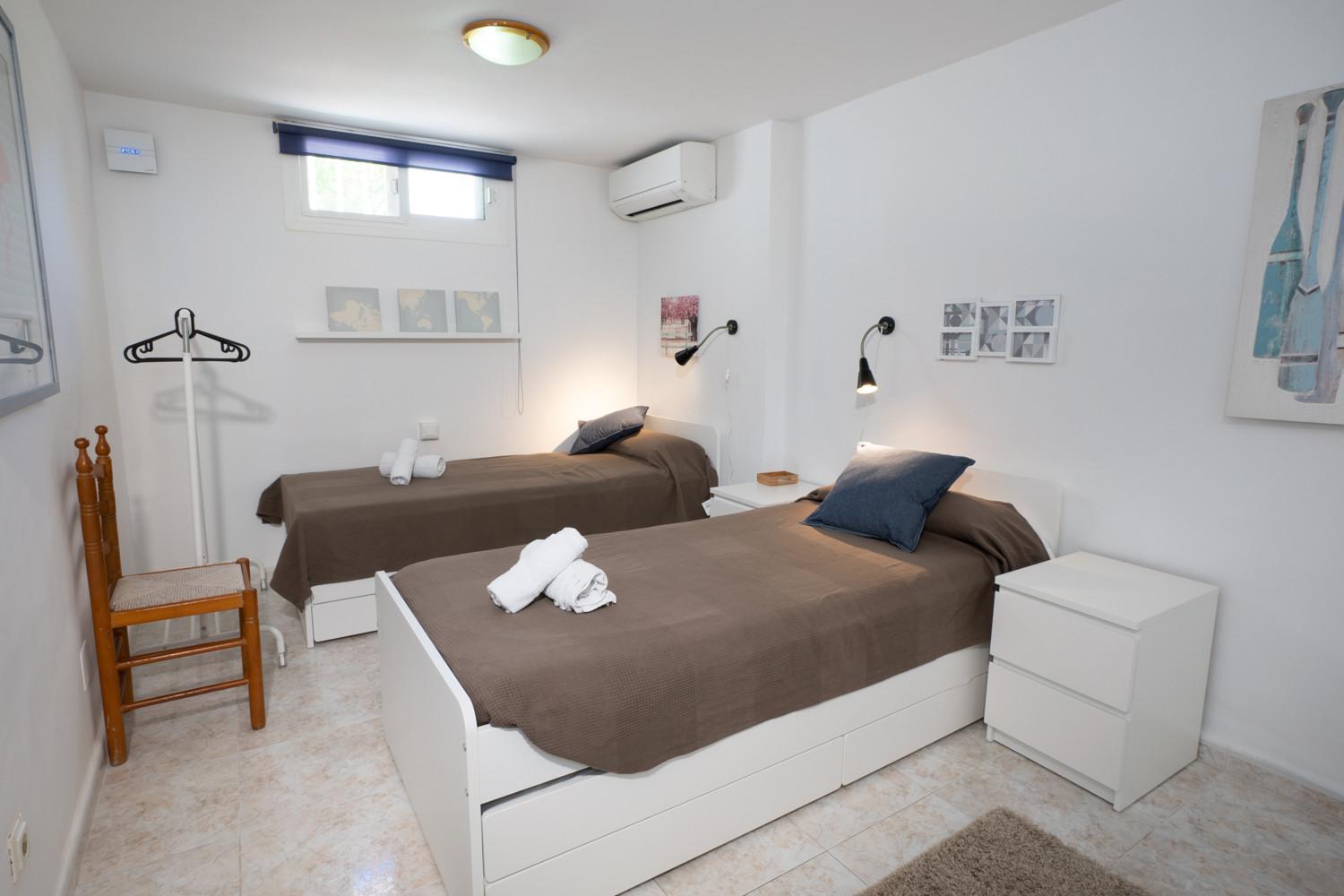 Urb. Alhambra 3 Villa Нерха Екстериор снимка