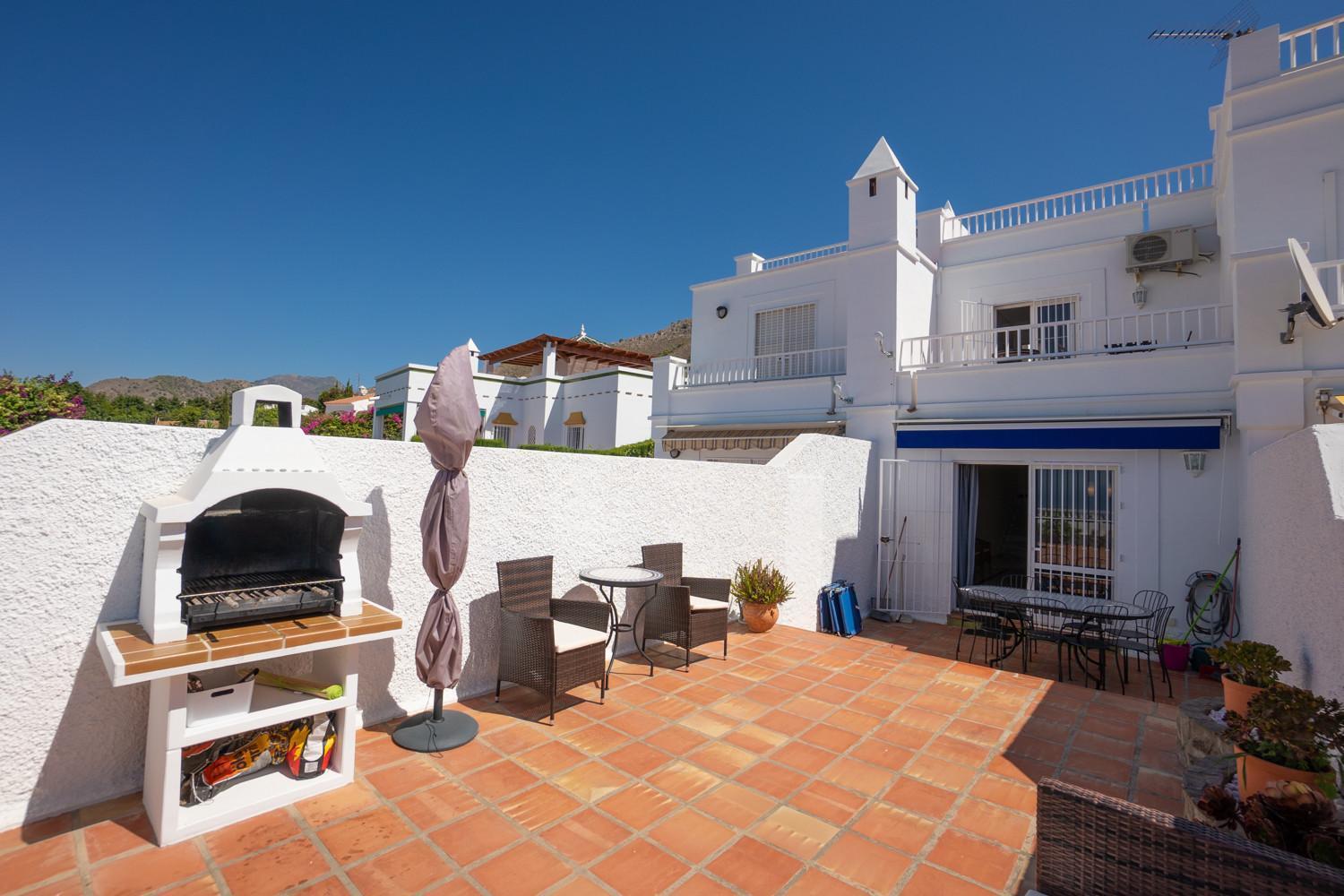 Urb. Alhambra 3 Villa Нерха Екстериор снимка